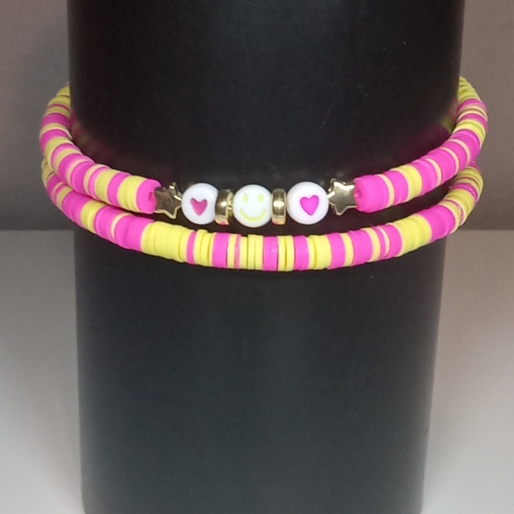 2 preppy bracelets! ❤️